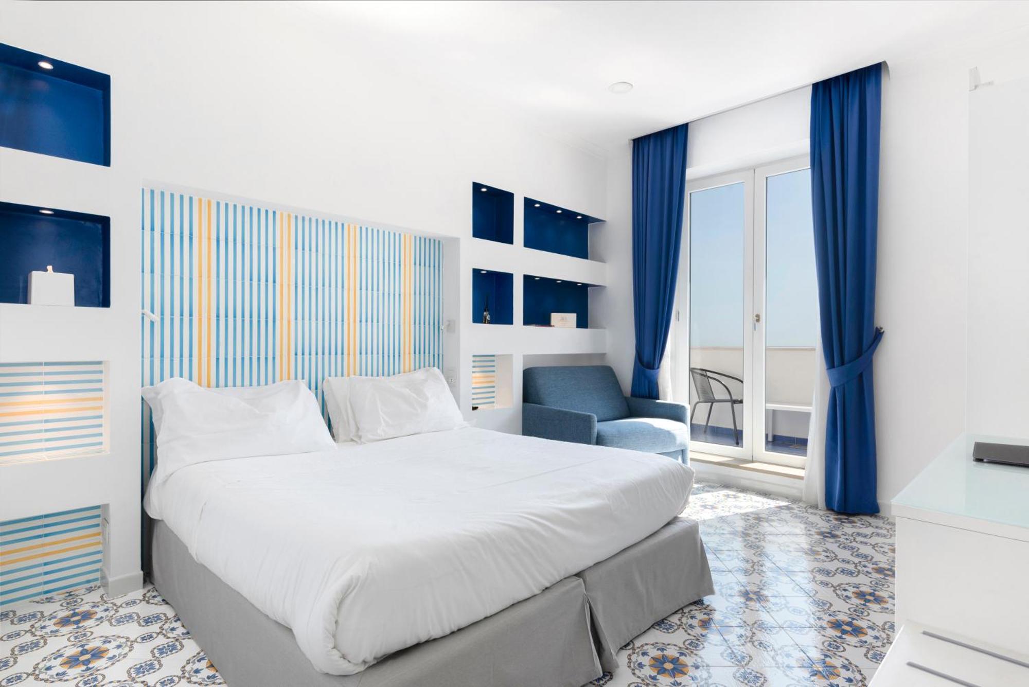 Bougainville Hotel